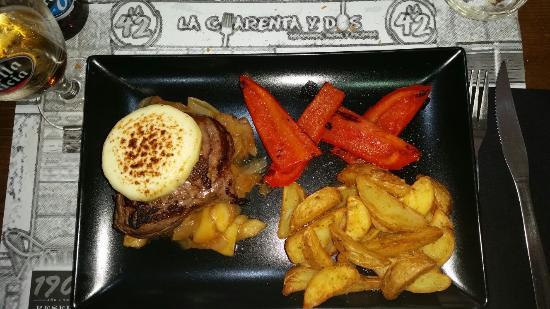 La Cuarenta y Dos