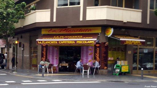 Cafetería Piscolabis La Planchita