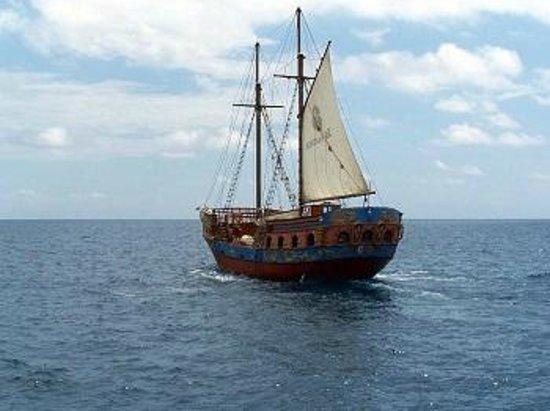 Timanfaya Pirate Boat