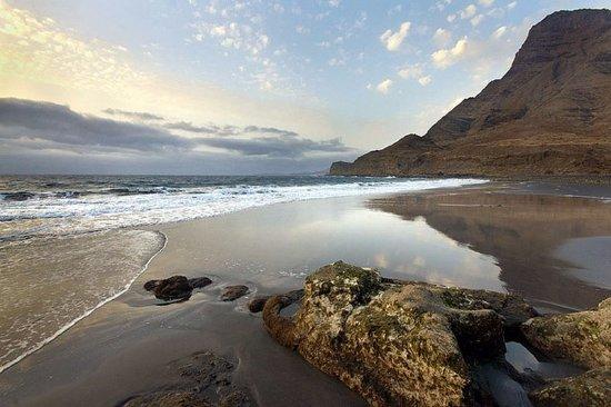 Playa del Risco Y Puerto De Agaete
