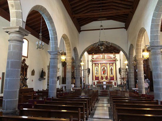 la Iglesia de San Bartolome